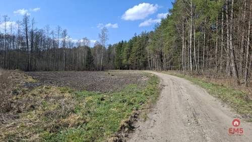 Działka blisko lasu w Solniczkach. 1109 m2