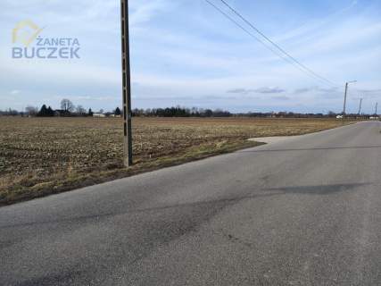 Sprzedam działkę o pow. 1500 m2 w Bronisławach