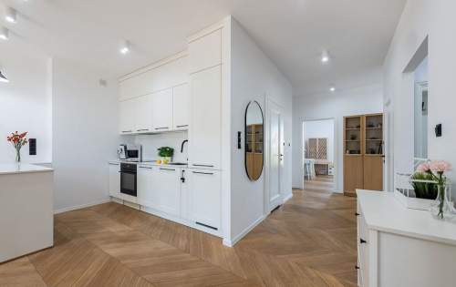Komfortowy apartament w sercu Miasteczka Wilanów