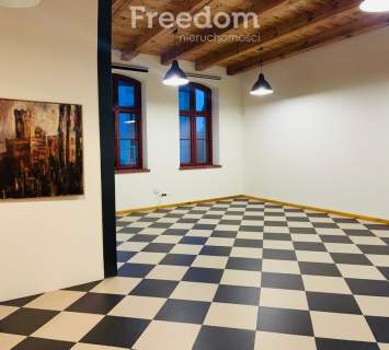 lokal na gabinety 3 strefy 61,5 m Koszary