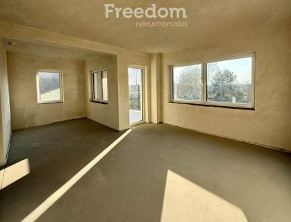 Apartament 3 pokoje, taras nowy