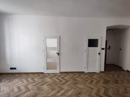 Na sprzedaż przestronne mieszkanie w centrum Bytomia