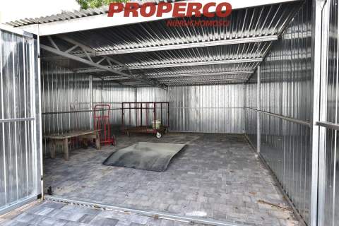 Magazyn - garaż 20 m2, Pakosz