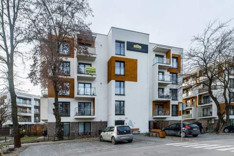 2pok 40 m 1 piętro Balkon Miejsce komórka