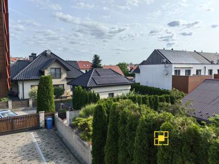 PRZESTRONNY DOM Z POTENCJAŁEM 260M2 W PYCHOWICACH