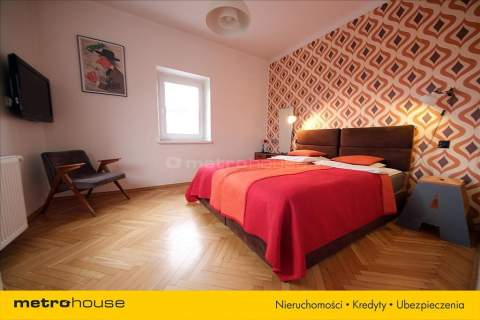Apartament przy METRO do zamieszkania lub biuro