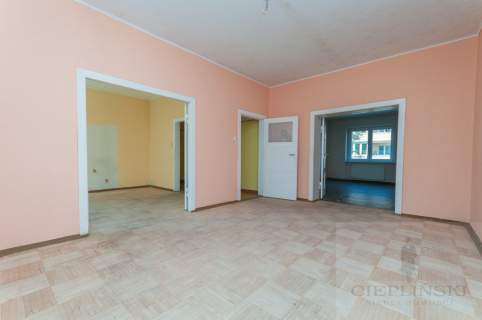 Duże 110 metrowe mieszkanie przy Jasnych Błoniach
