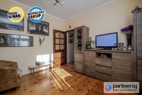 Południowa Ekspozycja Ogrodzony Parking