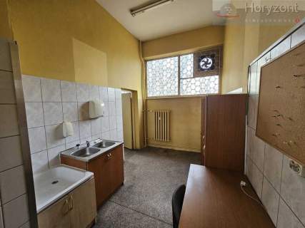 Lokal 75m2 w Centrum, duża witryna