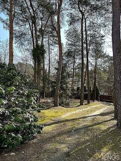 JÓZEFÓW, działka 935 m2 z niewielkim domem
