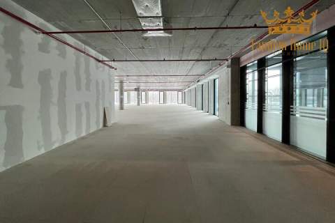Na wynajem biuro o pow 800m2 w stanie deweloperskim na Włochach
