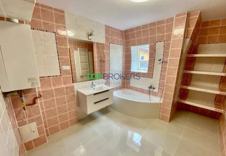 Eleganckie 5 pokoi bez mebli ruchomych