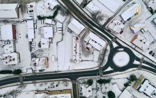 Budynek mieszkalno-usługowo - w centrum miesta