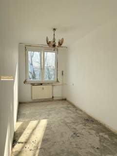 Mieszkanie 48 m2 4 piętro 3 pokoje centrum