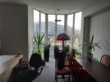 Biuro do wynajęcia Włochy 200m2