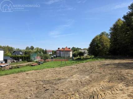 NA SPRZEDAŻ DZIAŁKA BUDOWLANA - 34 ARY - CENTRUM MIEJSCOWOŚCI...