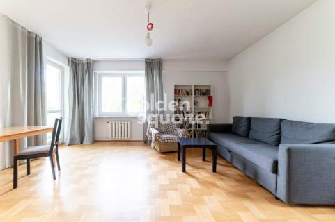 Komfortowe 2 Pokoje z Balkonem Czekają na Ciebie