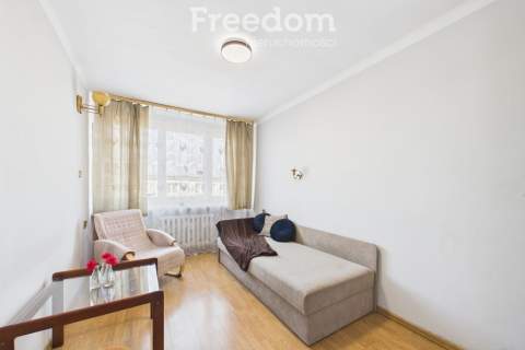 2 pokoje balkon niski blok ul. Sułkowskiego