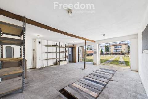 Lokal pod warsztat samochodowy/Garaż