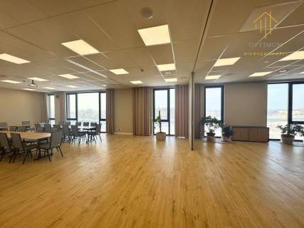 Lokal użytkowy 227m2 Dorotowo Lech Centrum