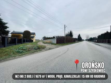 Prąd, woda, kanalizacja Droga utwardzona Prost