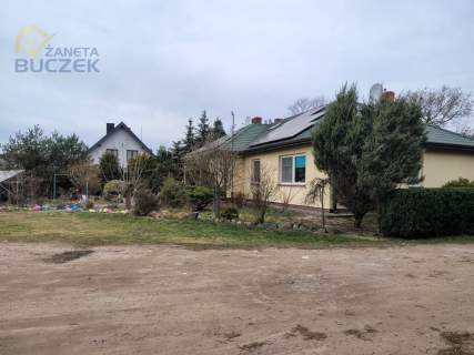 Sprzedam parterowy dom o pow. 129,1 m2 w Helence