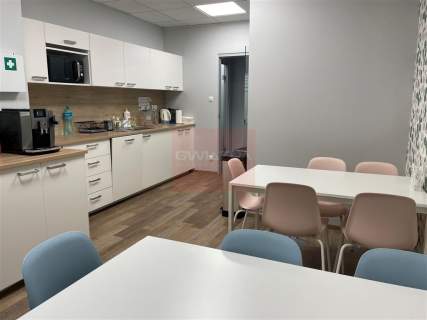 Nieruchomość komercyjna do wynajęcia, 290 m2, Warszawa