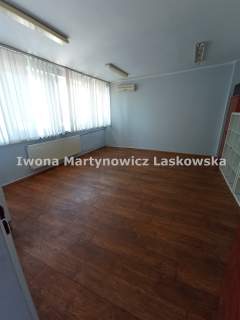 Lokal biurowy - świetna lokalizacja, duży parking