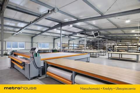 Obiekt magazynowo - biurowy 1400 m2 blisko Węgrowa