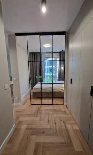 Eleganckie 2 pokoje w ścisłym centrum, garaż