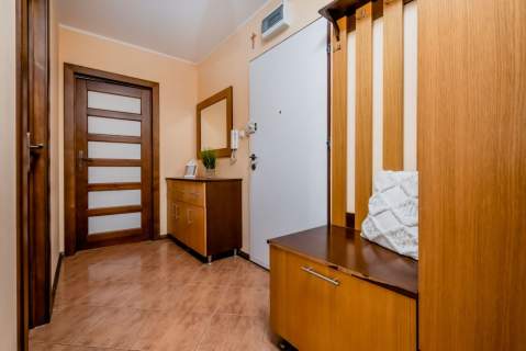 os. Mickiewicza 48m2 2 pokoje z balkonem