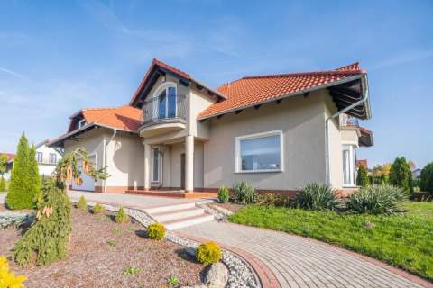 Luksusowa willa do zamieszkania duża działka 1455m2