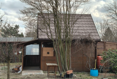 Działka ROD o pow.300m2 Domek letniskowy z poddaszem
