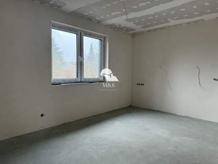Bliźniak 182m2 z podwójnym garażem