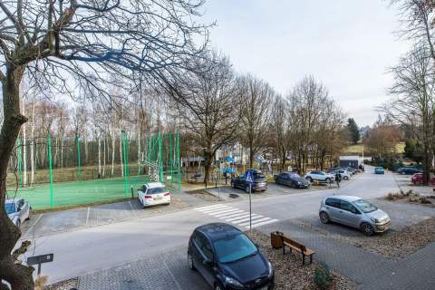 2pok 40 m 1 piętro Balkon Miejsce komórka