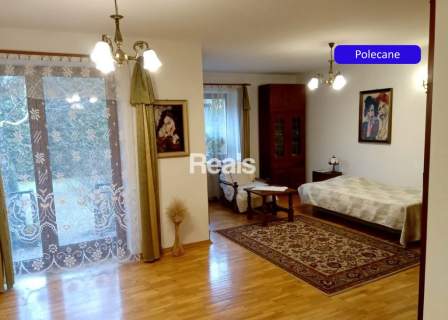 Przestronny segment z ogrodem w Nadarzynie