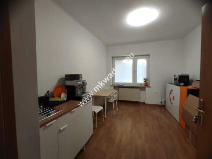 Bud. usługowy 360m2 - biura gabinety medyczn/kosm