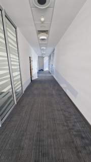 Biuro do wynajęcia 500m2 Mokotów metro.