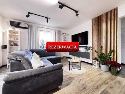 Przestronne mieszkanie zpiękną werandą i altaną w ogródku 
