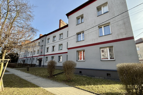 Ustawne 2 pokoje 46 m 1 piętro Stroszek