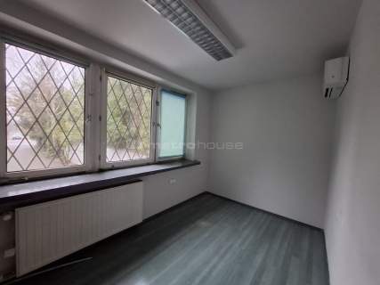Do wynajęcia lokal o powierzchni 160m2 w Brwinowie