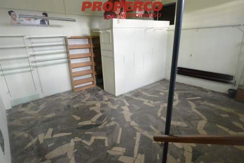 Lokal pow. 35,4 m2, Podkarczówka