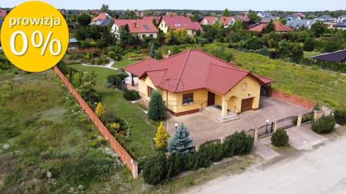 Elegancki dom parterowy na osiedlu Piaski.- 0%