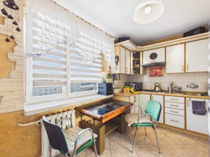 Kawalerka z dużą kuchnią loggia Wrzosowiak