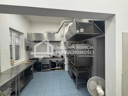 Lokal gastronomiczny z witryną - Gdynia Chylonia