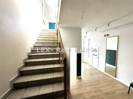 Pietrowy lokal 155m2 w centrum Pruszkowa