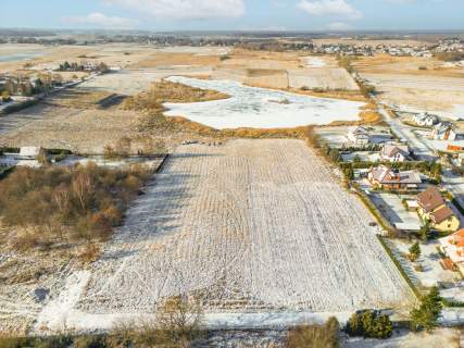 Działka siedliskowa nad rozlewiskiem 4 km od morza