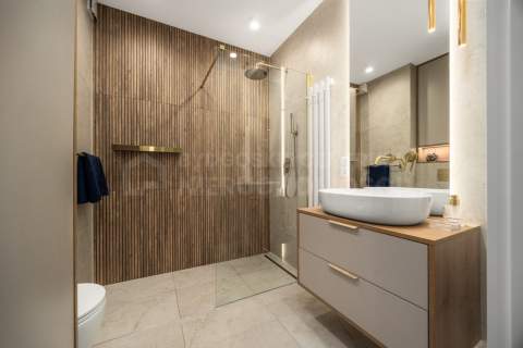 Nowe 2 pokoje Duży salon Balkon 4 m