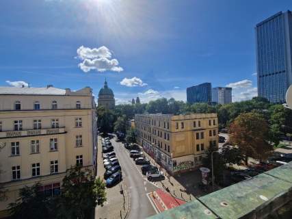 Biuro w kamienicy do wynajęcia Śródmieście.
