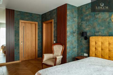 APARTAMENT NA SPRZEDAŻ PARKITKA